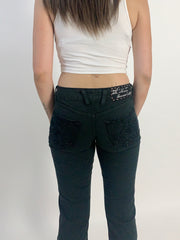 Bel pantalone rifinito