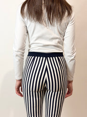 Pantalone a righe blu e bianco nuovo