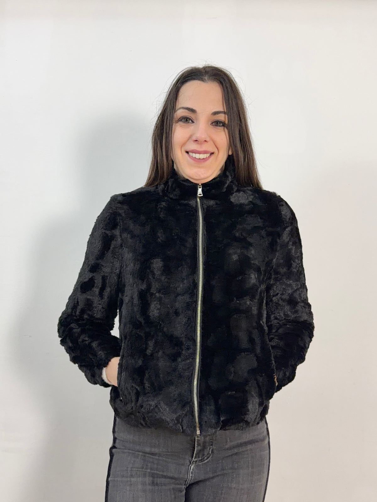 Pellicciotto nero
