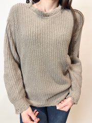 Pullover effetto strappato